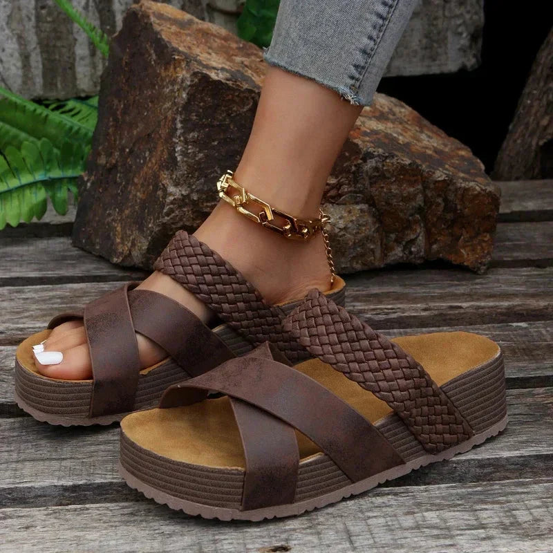 Verwunderlich Elegante Sandalen Mit Fussbett Fotos