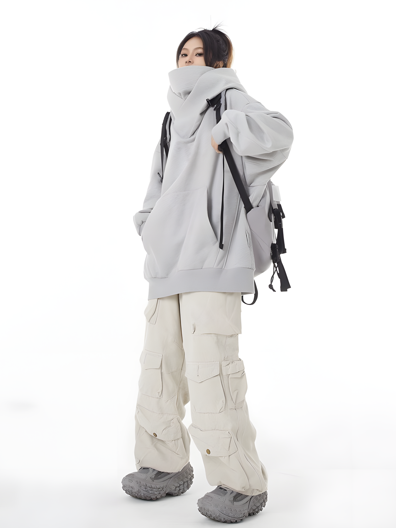 Jakila | Kapuzenpullover mit extra hohem Kragen