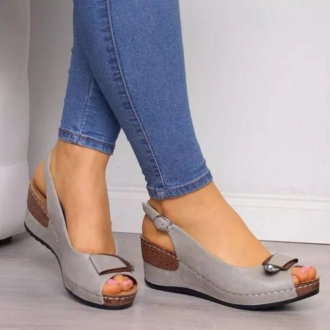 Manilyn | Bequeme orthopädische Sandalen für Damen