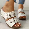Cari | Bestickte Wedge-Sandalen aus Leder