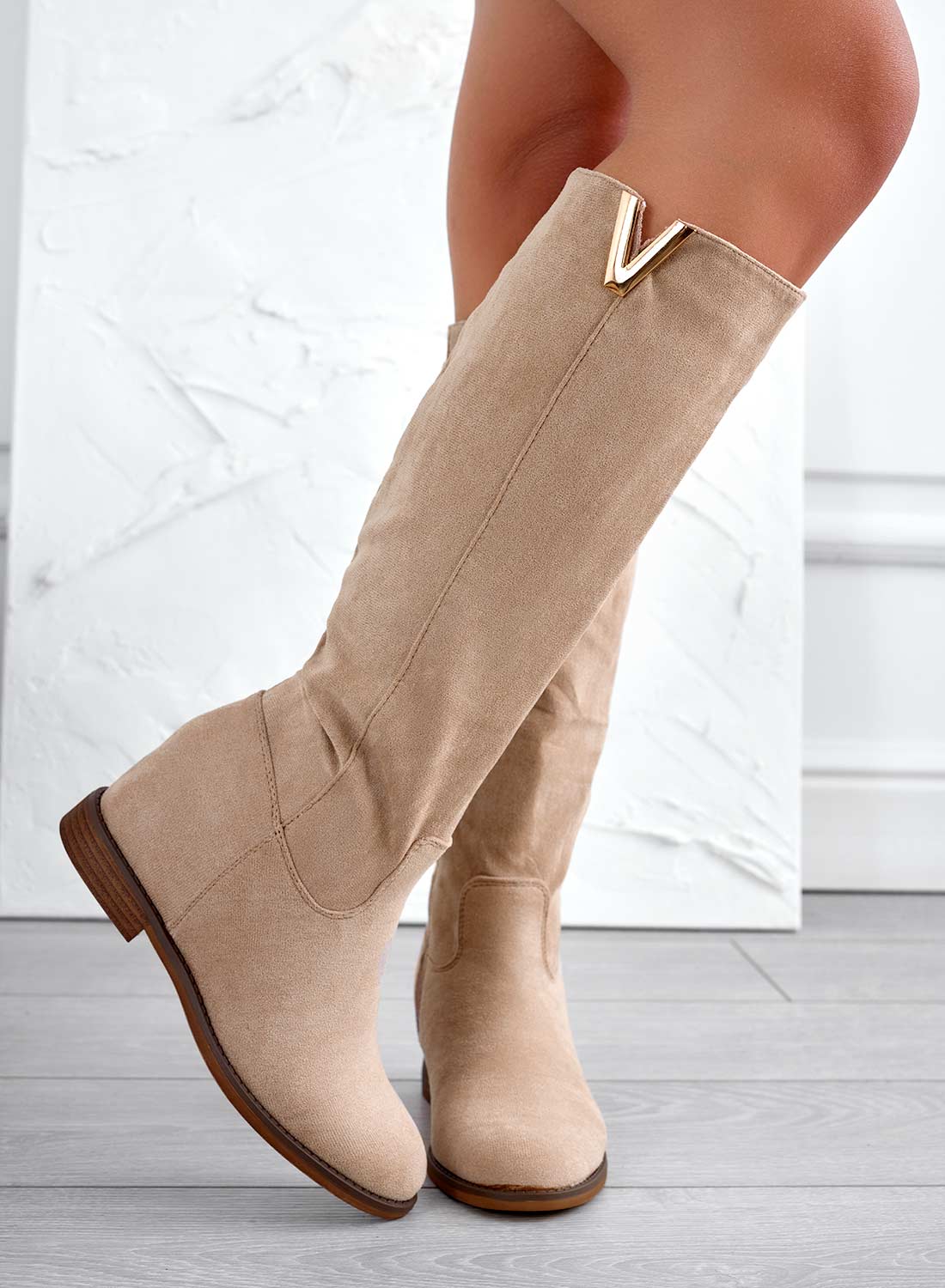 Rinda | Alexoo Stiefeletten aus beigem Wildleder