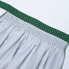 Elegantes Oktoberfest-Dirndl mit Schürze und spitzenbesetzter Bluse