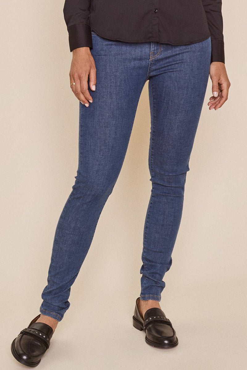 Athena™ | Trendige Jeans mit Abdeckung für einen stylischen Look