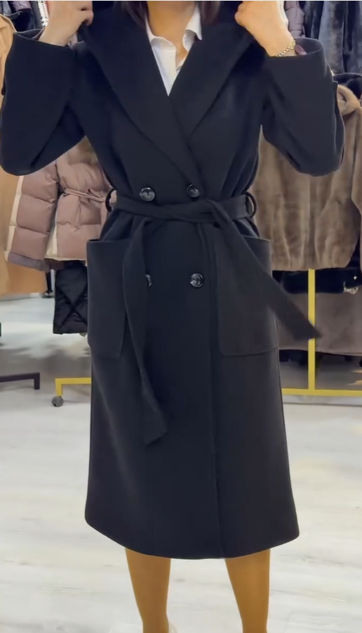 Leandra | Stilvoller, mittellanger Mantel mit Kapuze