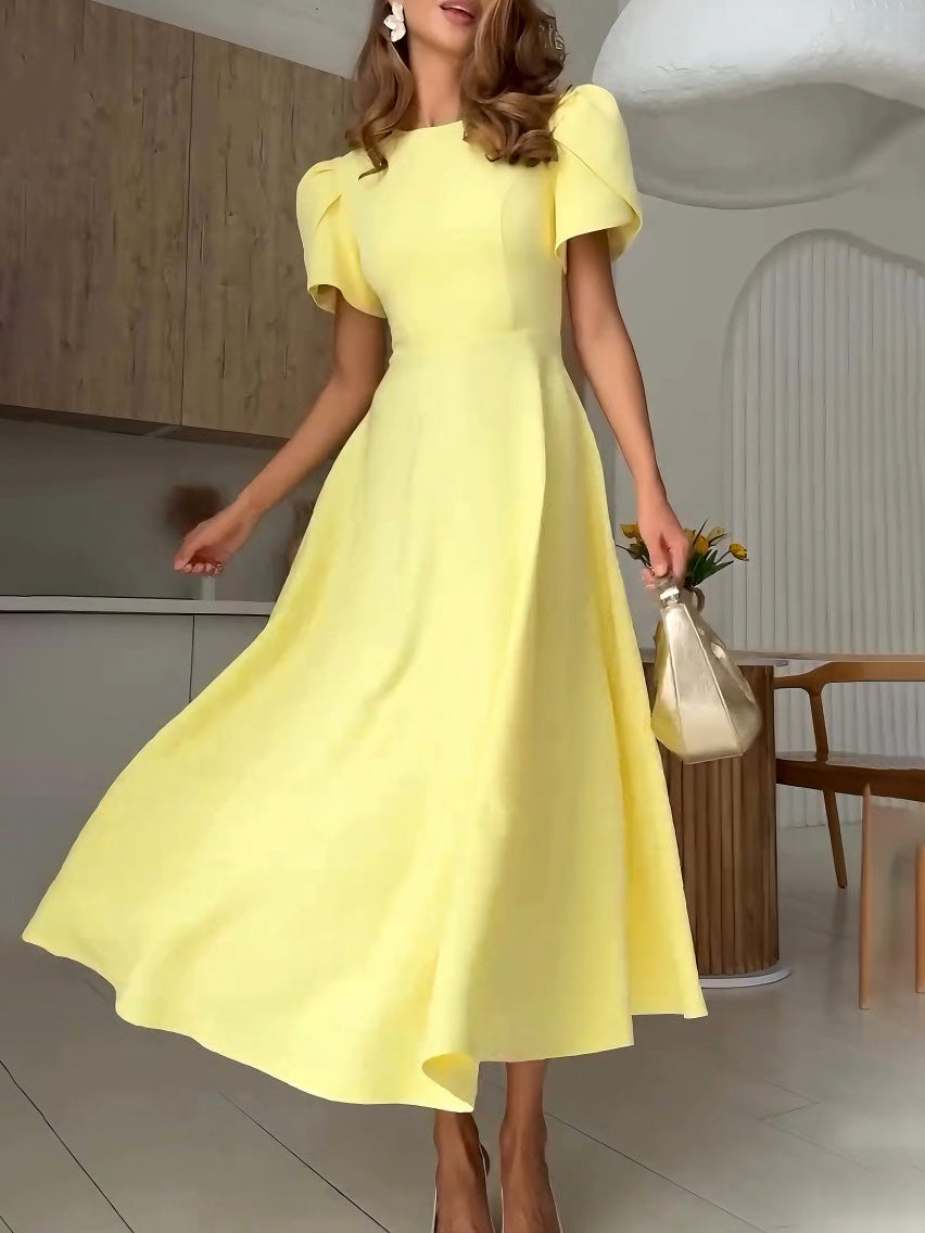 Nadine | feminines Midikleid mit hohem Kragen und modischen Bud-Ärmeln