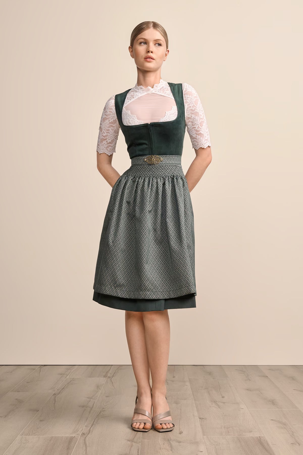 Klassisches Oktoberfest-Dirndl