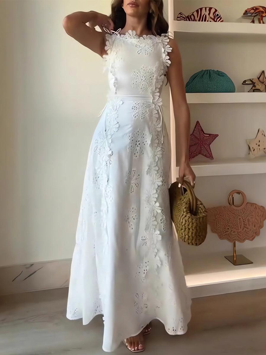 Leya | Blumiges Spitzenkleid mit Lochstickerei