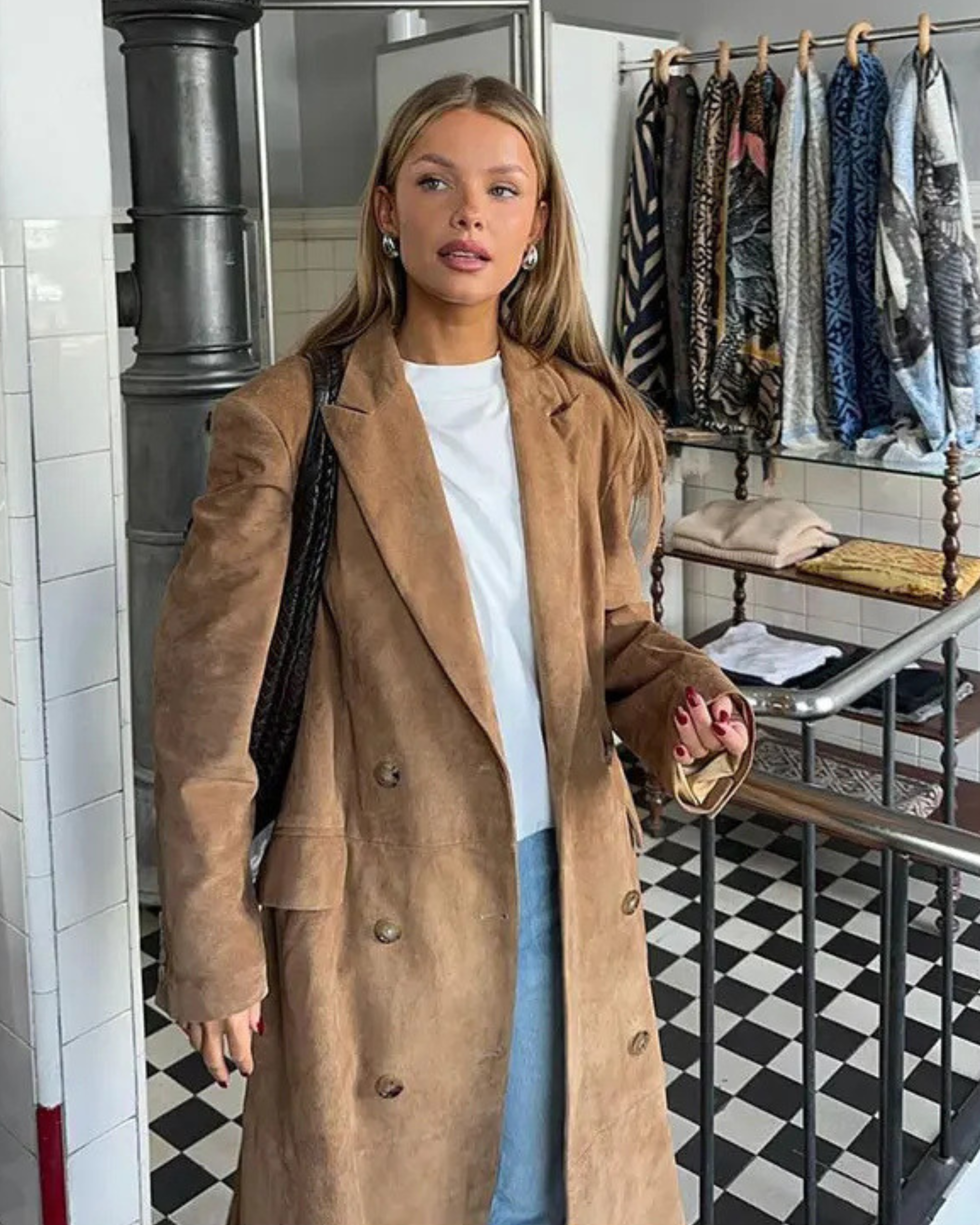 Nadia | Modischer Damenmantel aus Wildleder, lang & chic