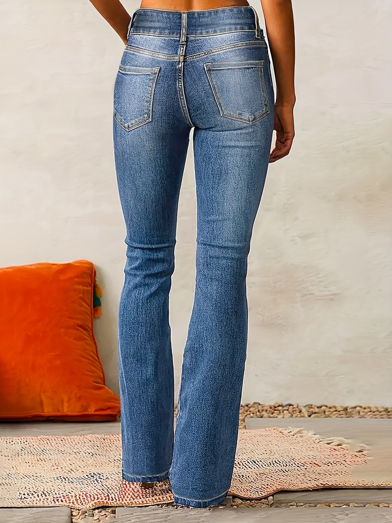 Tanya | Figurbetonte High-Flared Hose