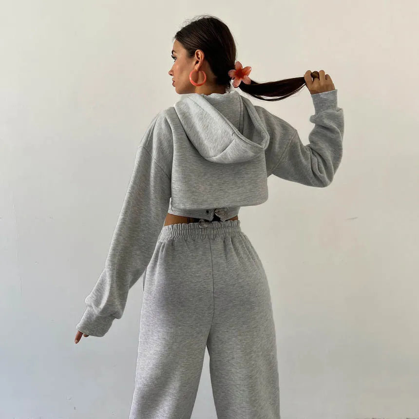 Jorina | Bequemes Lounge-Set mit Crop-Hoodie