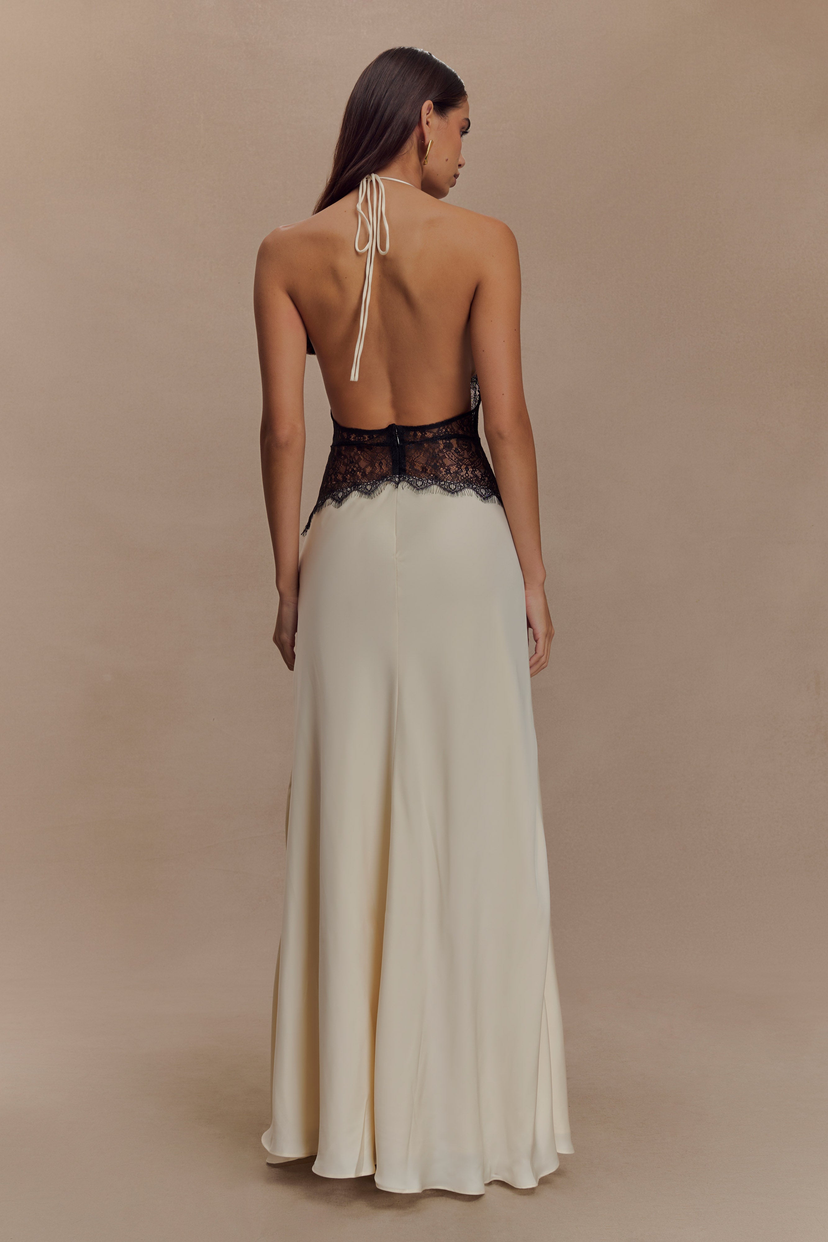 Agnes™ | Elegantes Maxikleid aus Satin und Spitze