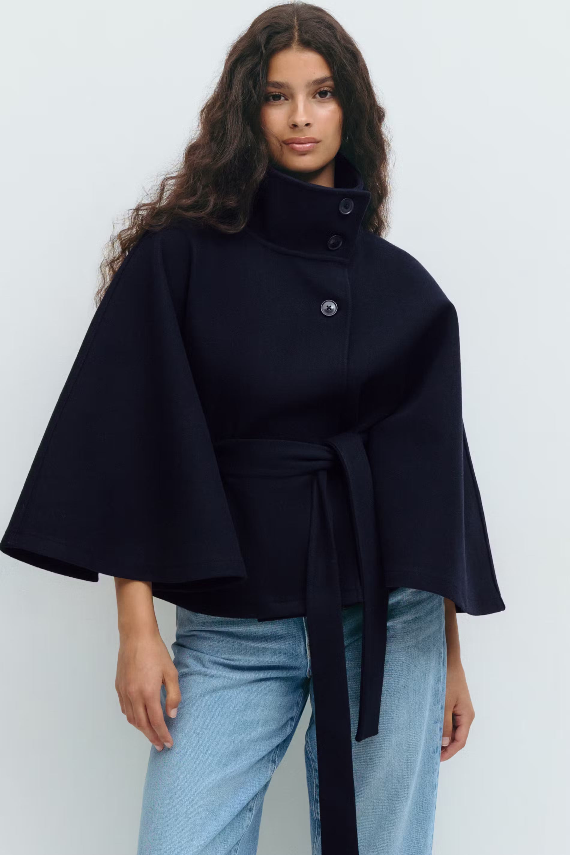 Lornie | Elegante Damenjacke mit Gürtel