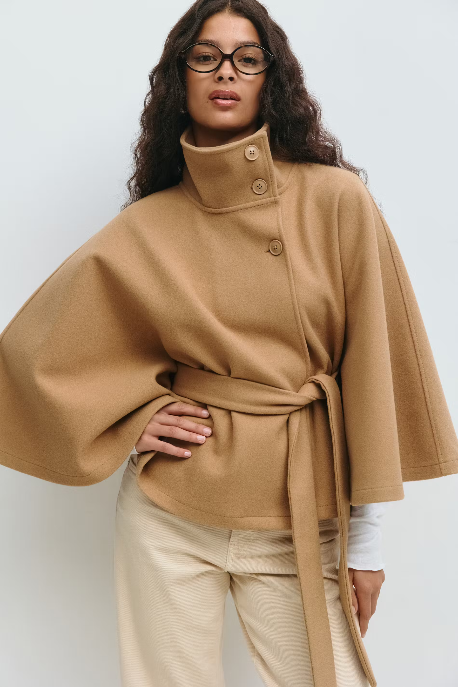 Lornie | Elegante Damenjacke mit Gürtel