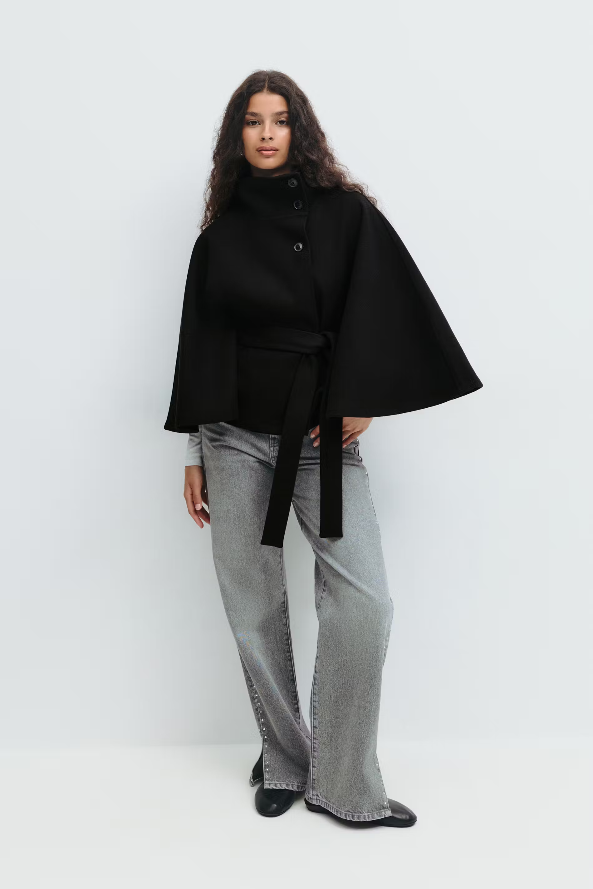 Lornie | Elegante Damenjacke mit Gürtel