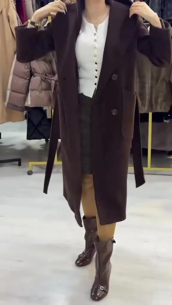 Leandra | Stilvoller, mittellanger Mantel mit Kapuze