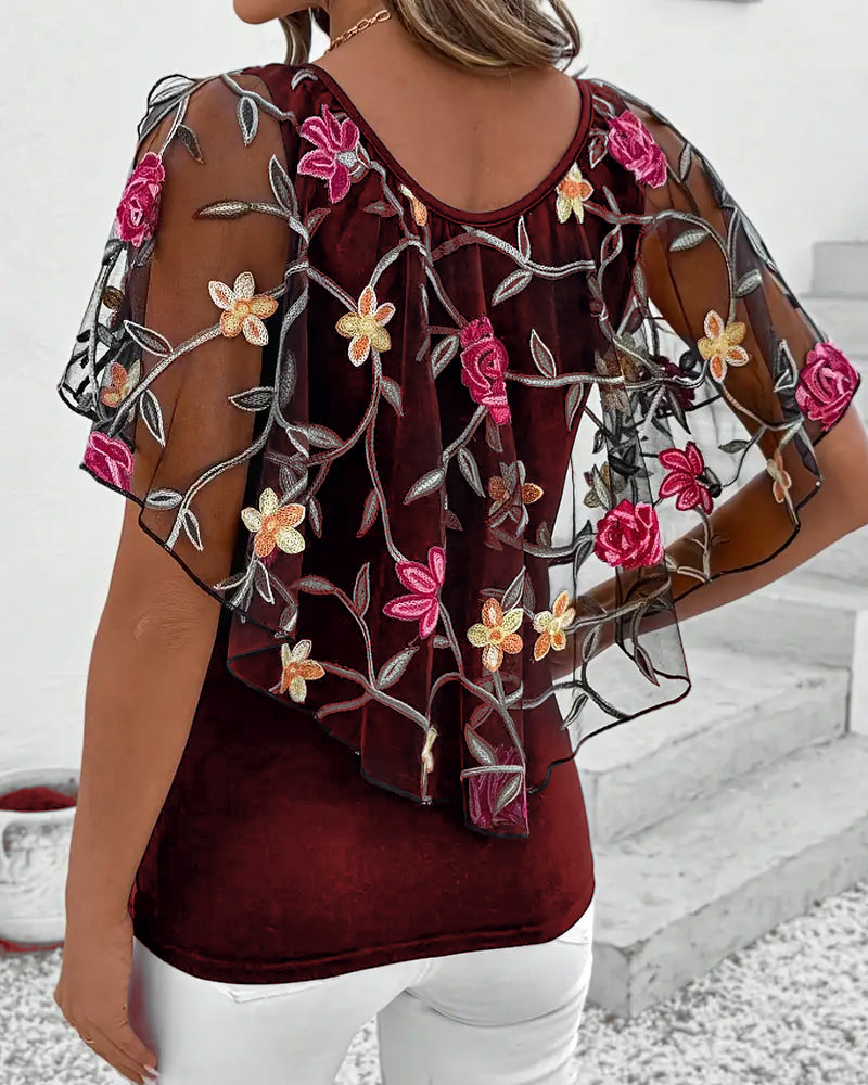 Adeline | elegante Bluse aus schwerem besticktem Netzgewebe