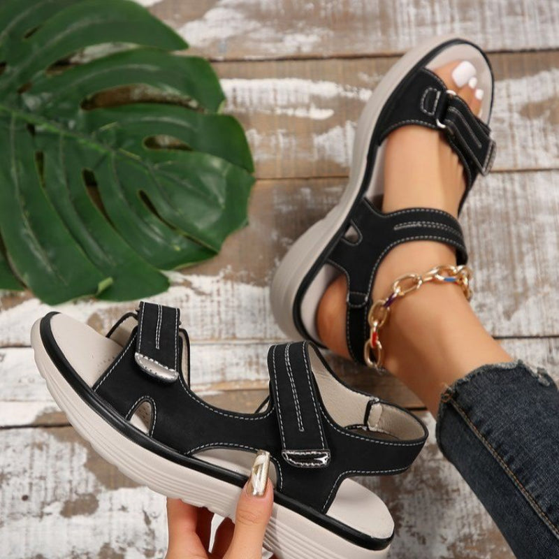 Jennaya | Bequeme Damen-Keilsandalen mit Klettverschluss