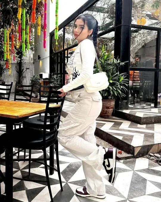 Jaina | Verstellbare Cargo-Hose In Gerader Passform