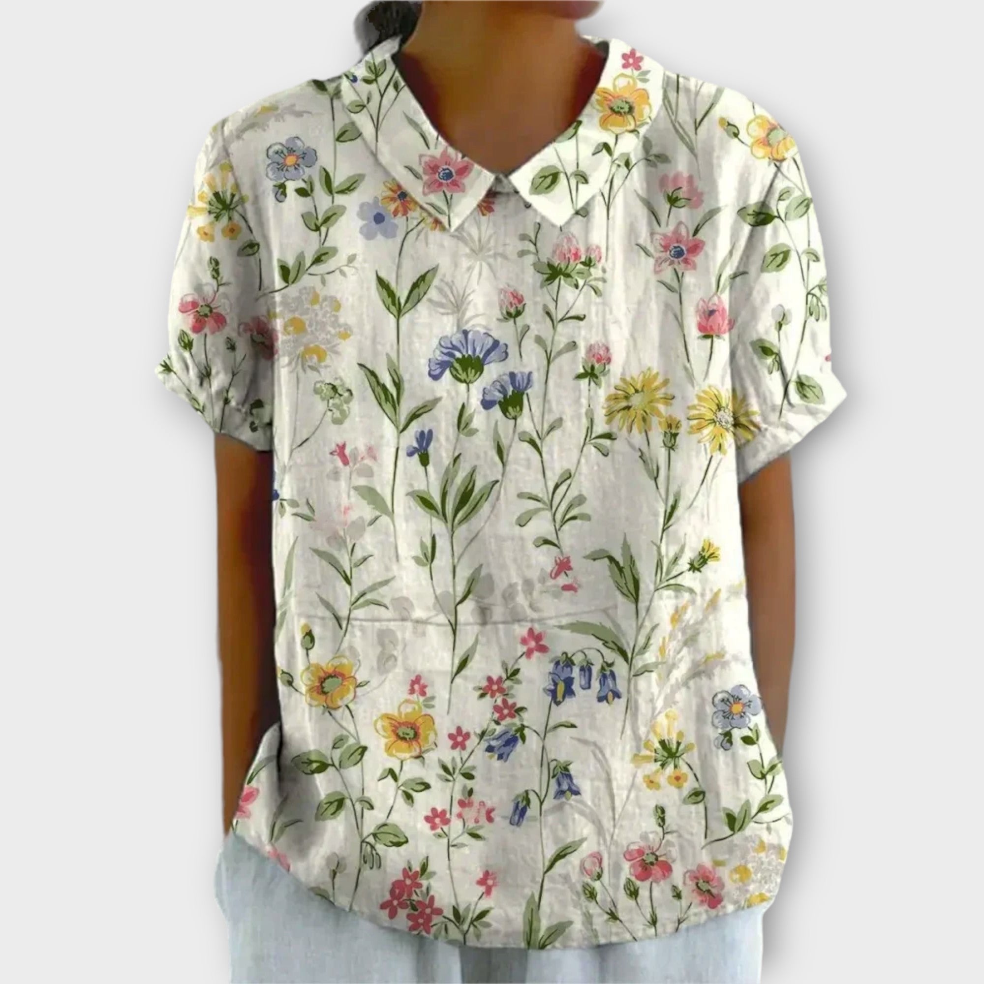 Dina | Leichte Bluse mit floralem Muster