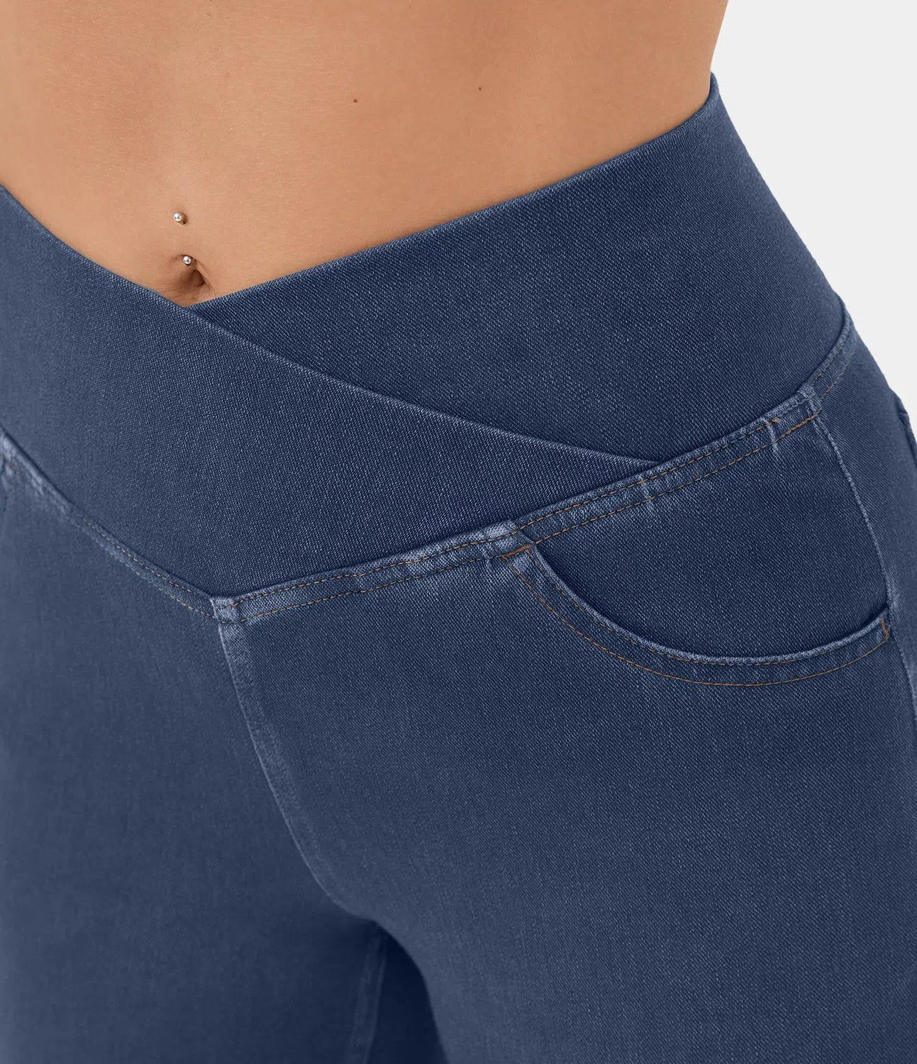 Zaira™ | Hochtaillierte Stretch-Flare-Hose - Gewaschener Denim in Hellblau / S