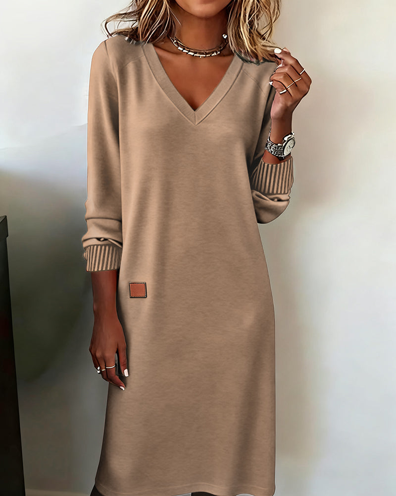 Allison™ | Stylisches Strickkleid mit V-Ausschnitt
