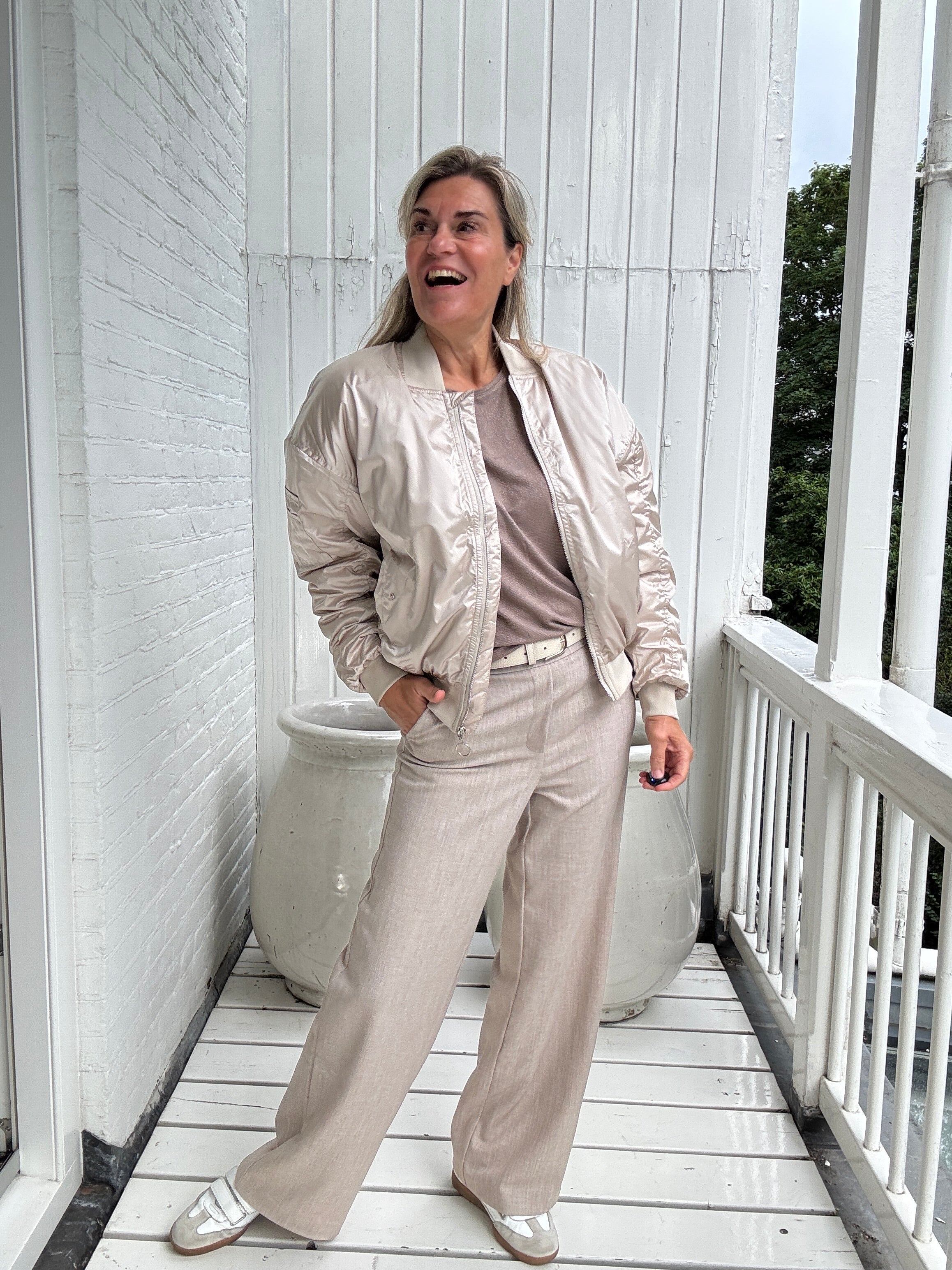 Demi | Modische Damenjacke im Bomberstil, vielseitig & chic