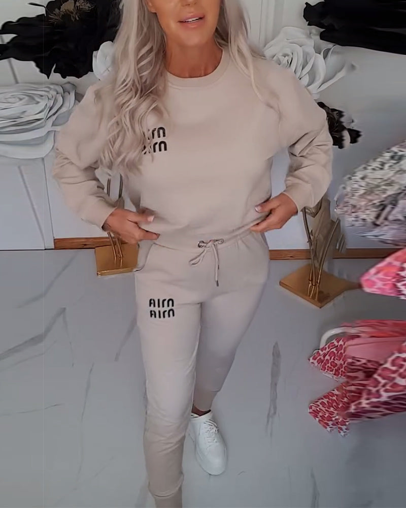 Leona | Damen-Anzug mit rundem Ausschnitt, zeitlos & klassisch