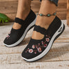 Saty | Blumenbestickte Mesh Slip-On Schuhe