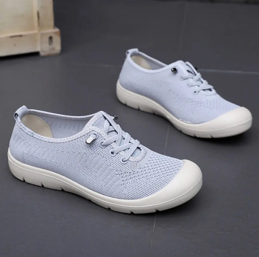 Lynn | Rutschfeste flache Schuhe für Frauen