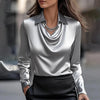 Karla | edle Satinbluse mit Drapée-Ausschnitt