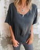 Bomiris | Tailliertes T-Shirt mit V-Ausschnitt