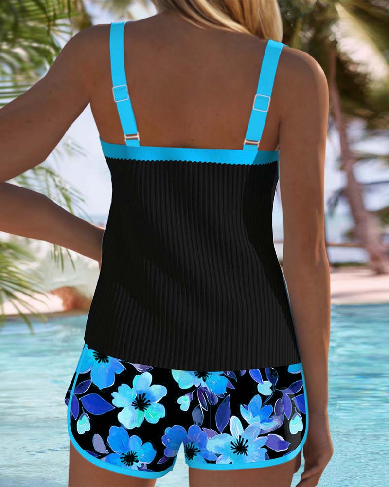 Laluna | Bequemer geblümter Tankini Combo
