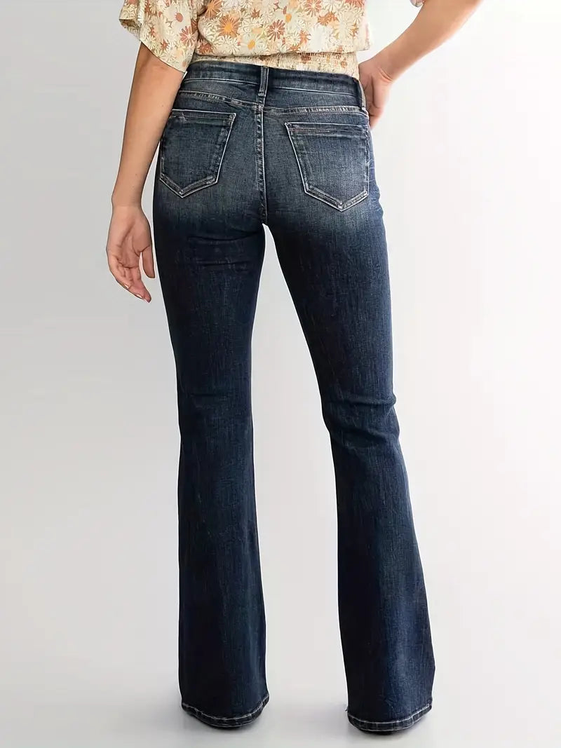 Kendall | Bequeme Flared-Hose im modernen Design