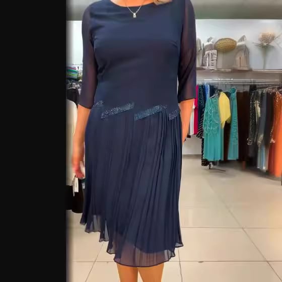 Aileen | Elegantes Plissiertes Midikleid