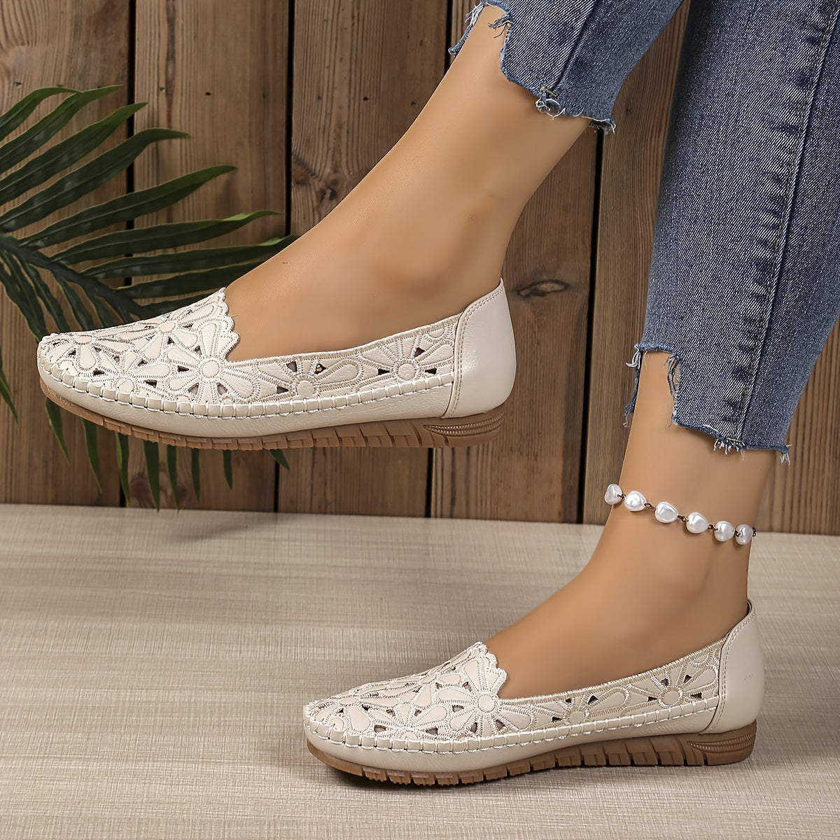 Azal | Blumige perforierte Loafer