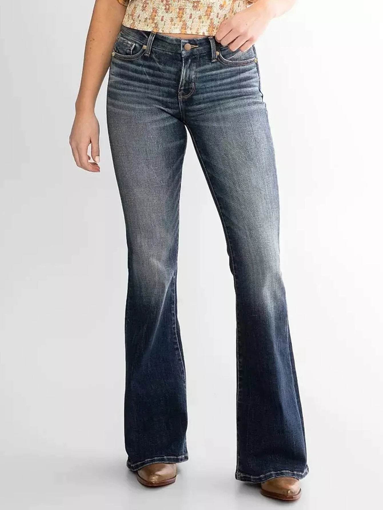 Kendall | Bequeme Flared-Hose im modernen Design