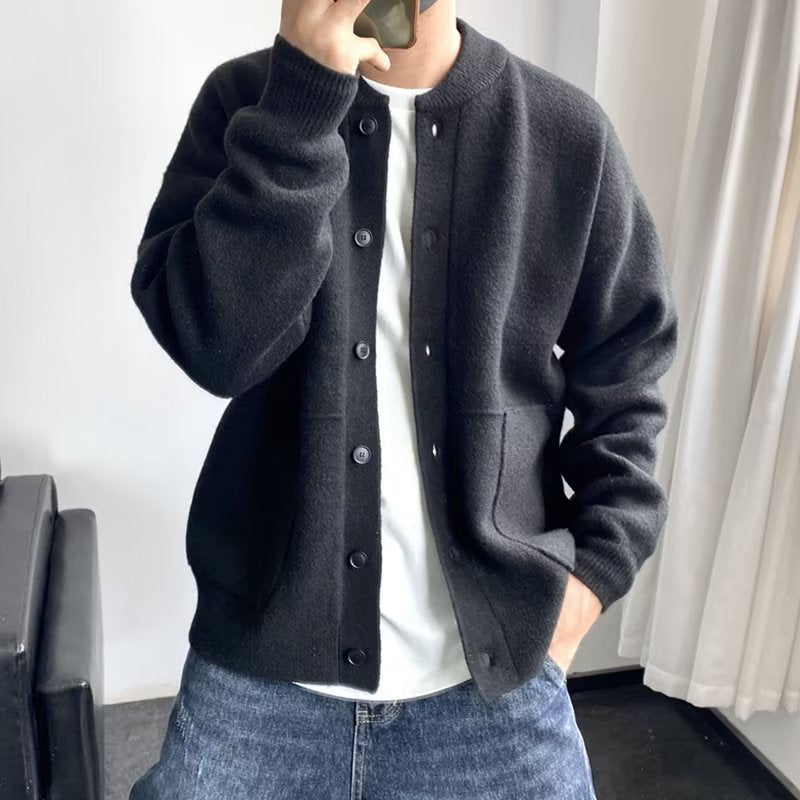 Oskar | Klassische Herren-Strickjacke