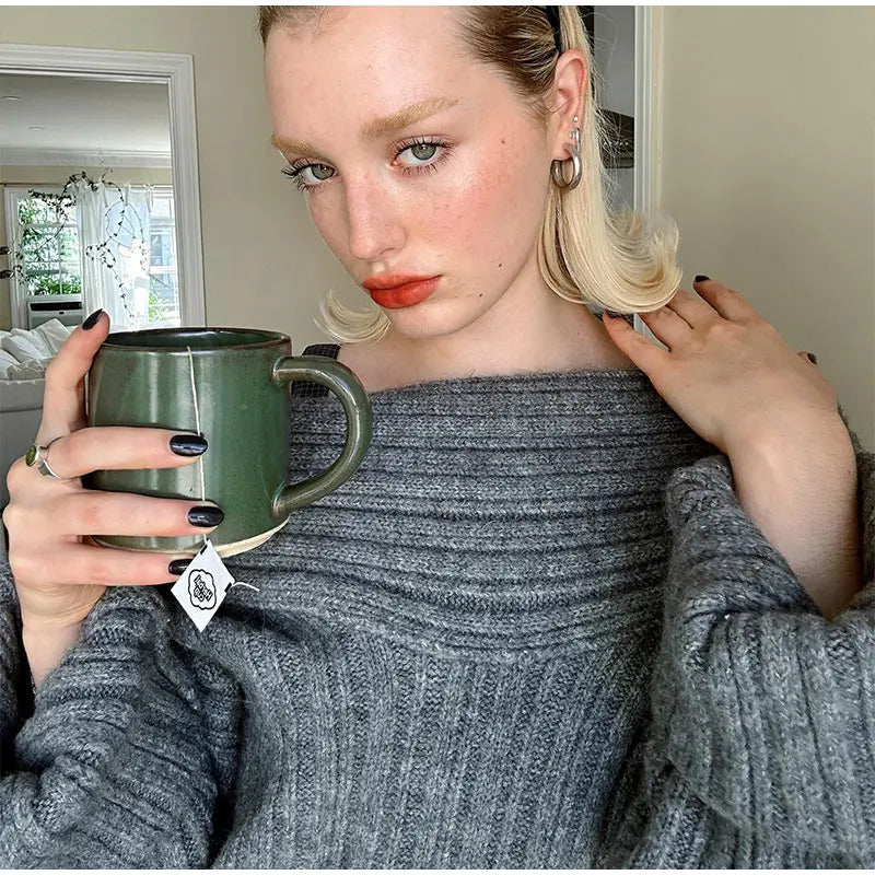 Seralie | Asymmetrischer Rollkragenpullover in Übergröße-Optik