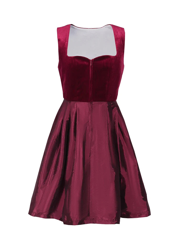 Edles Oktoberfest-Dirndl für Damen in Rot