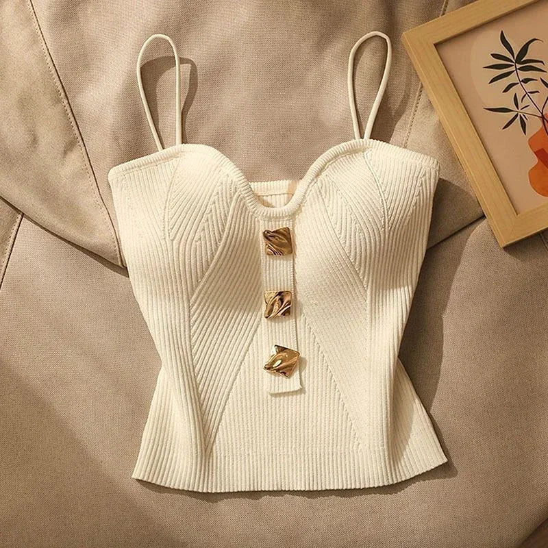 Gale | Tailliertes Strick-Crop-Top mit Trägern