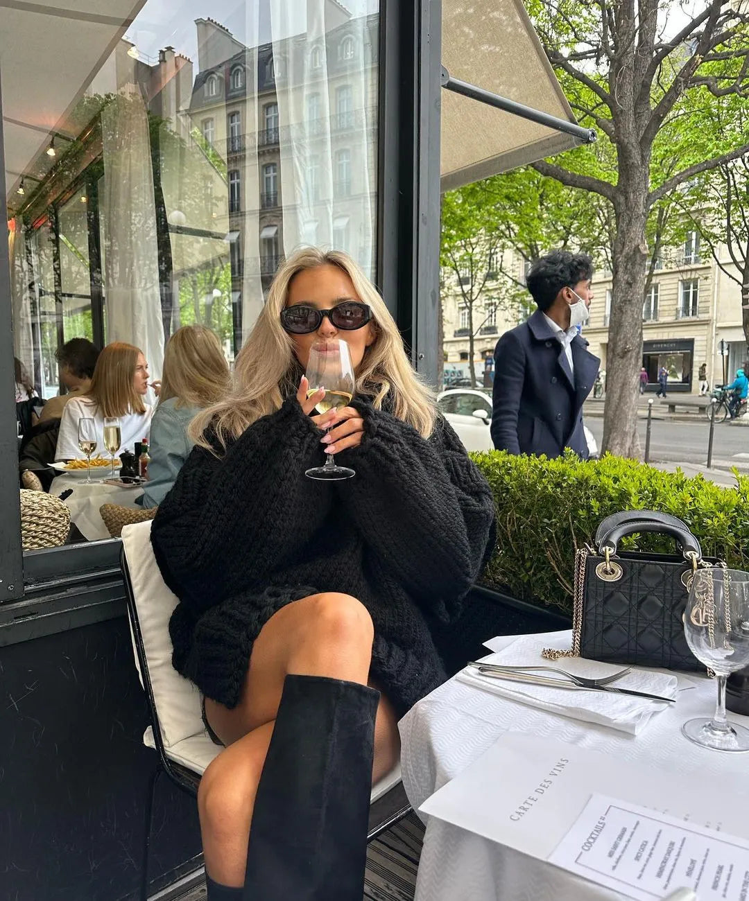 Enna | Übergroßes Strickkleid mit Rollkragen