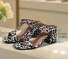 Vian | Sandalen mit Blockabsatz und einzigartigem Design