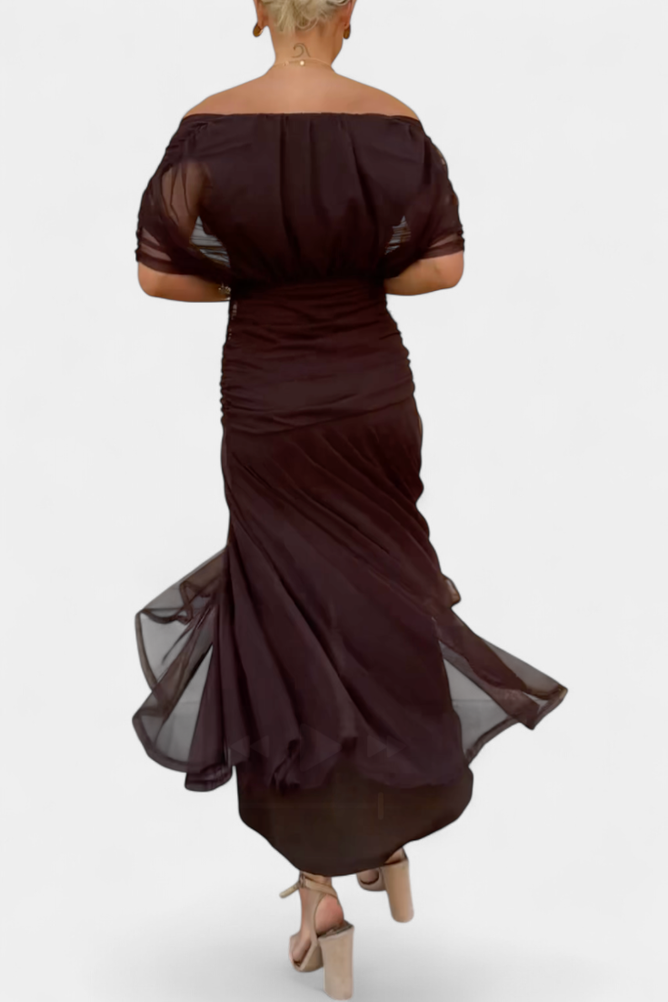Evelyn | Elegantes Maxikleid mit floralen Details