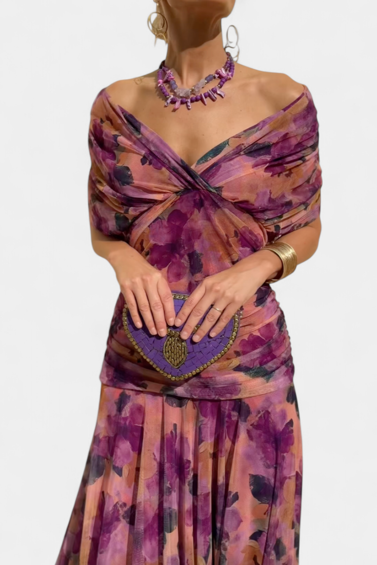 Evelyn | Elegantes Maxikleid mit floralen Details