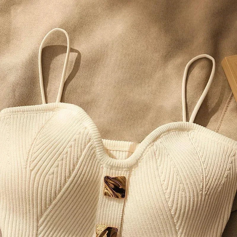 Gale | Tailliertes Strick-Crop-Top mit Trägern