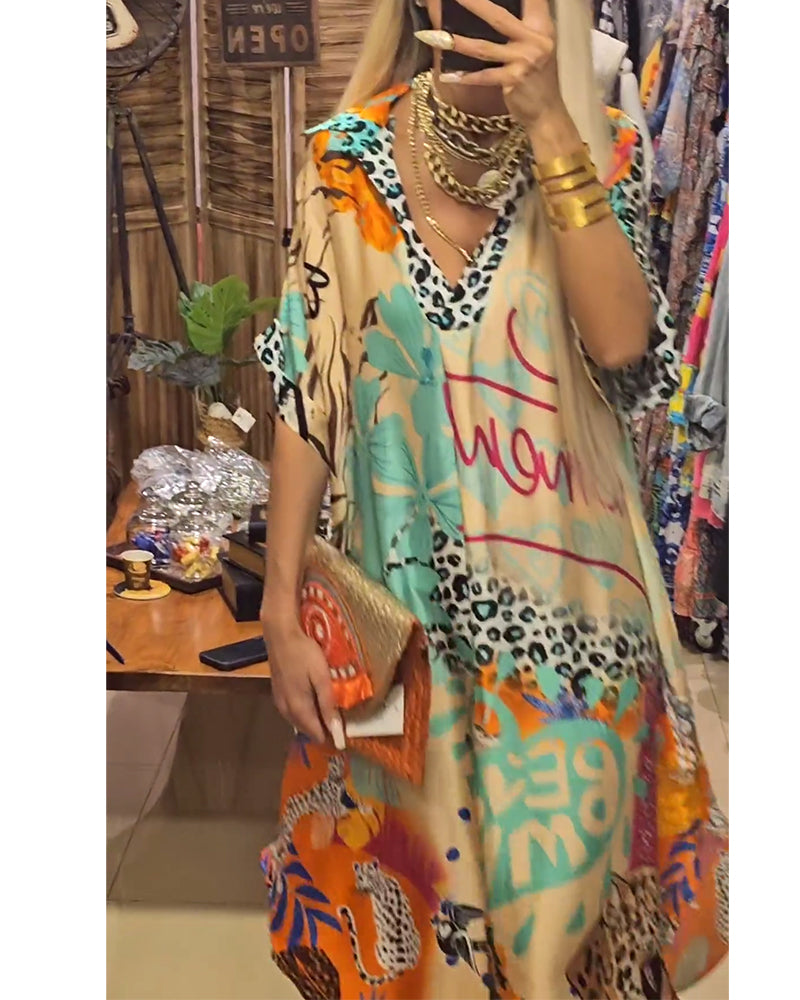 Mae | Bequemes Freizeitkleid mit tiefem V-Ausschnitt