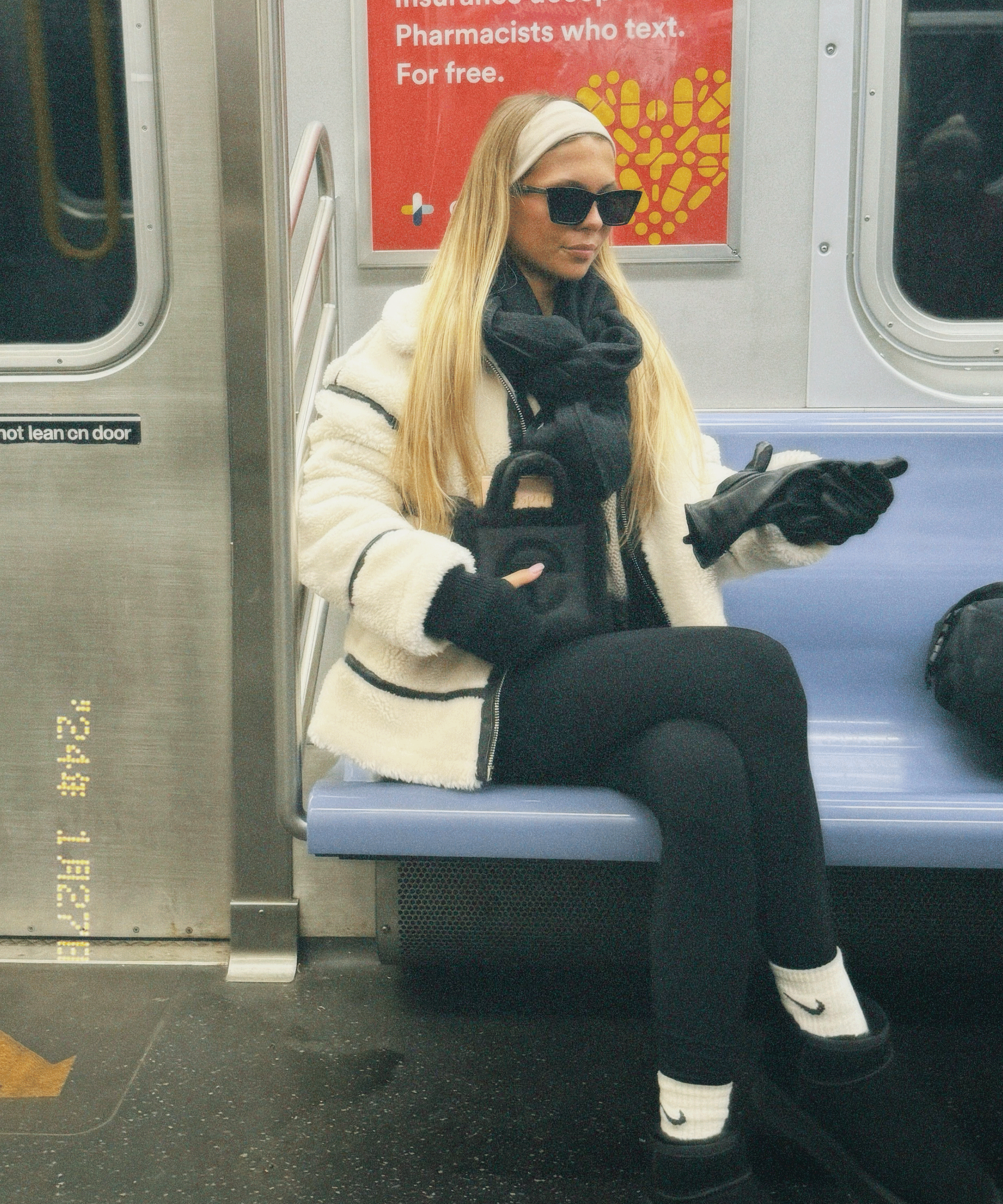 Saskia | Cremeweiße Teddyjacke