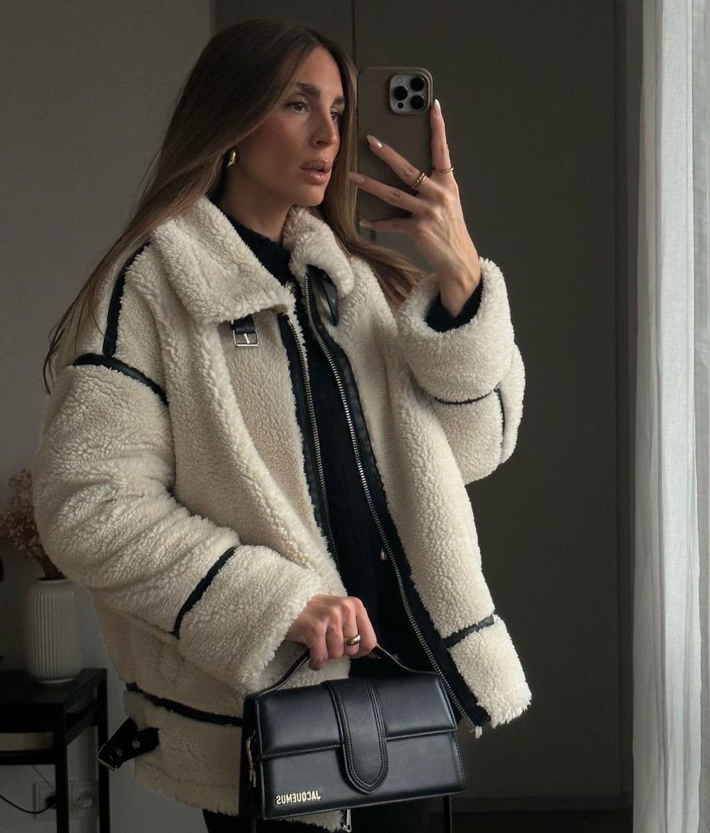 Saskia | Cremeweiße Teddyjacke