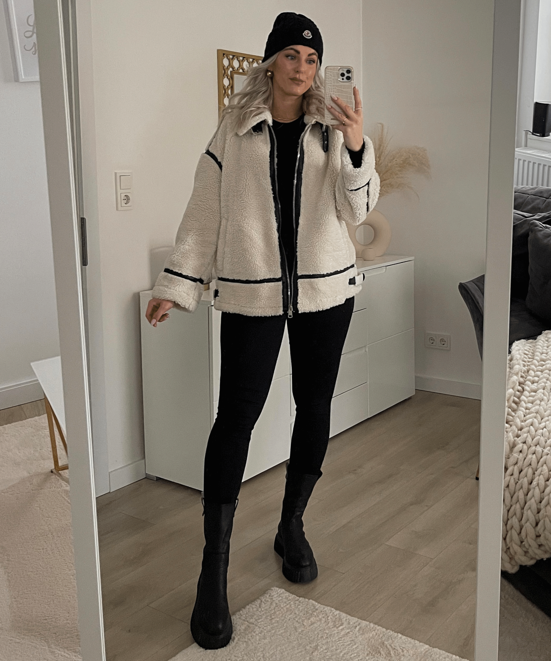 Saskia | Cremeweiße Teddyjacke