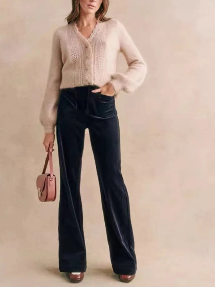 Malin | Weicher Strickcardigan mit Lochmuster und Knopfleiste